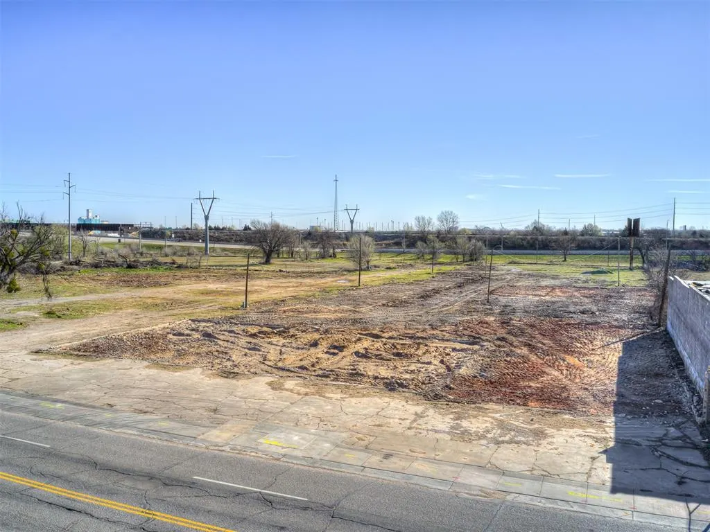 Photo 15 — 1300 S Robinson Avenue, Oklahoma City, OK 73109