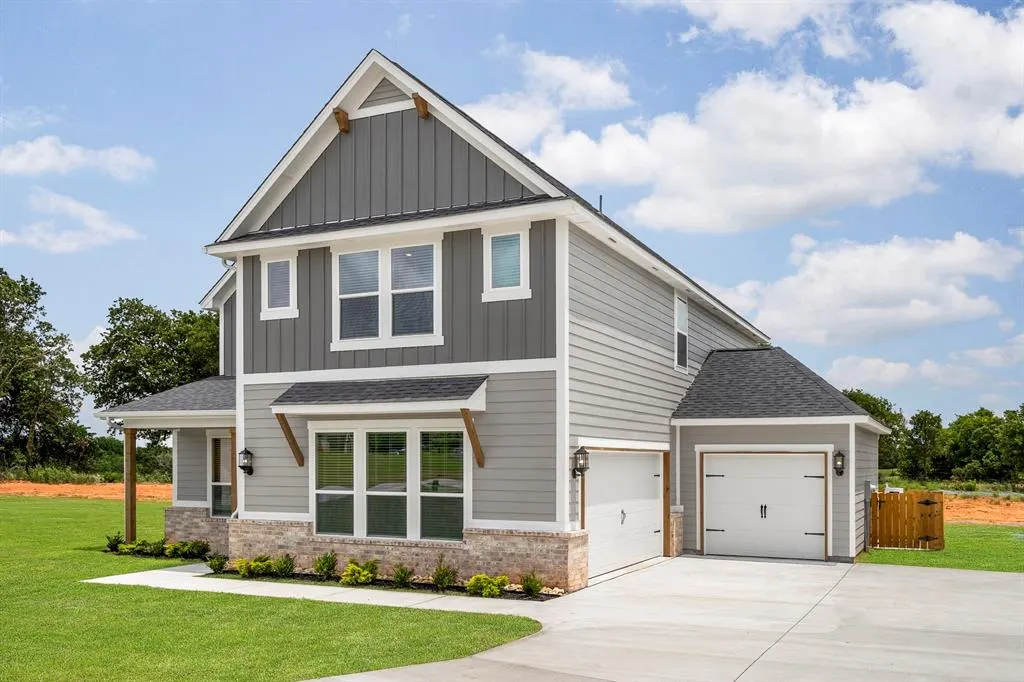 Photo 2 — 2387 Sayer Court, Blanchard, OK 73010