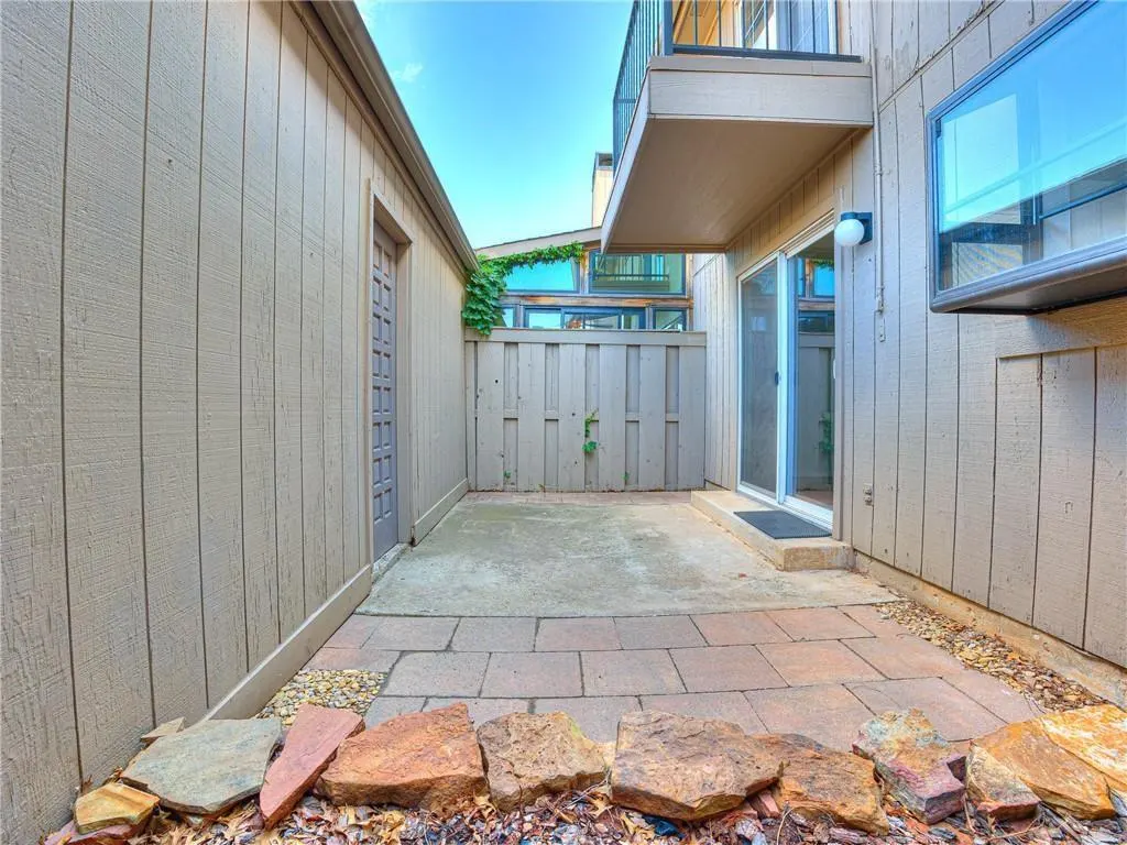 Photo 13 — 6500 N Grand Boulevard 112, Oklahoma City, OK 73116