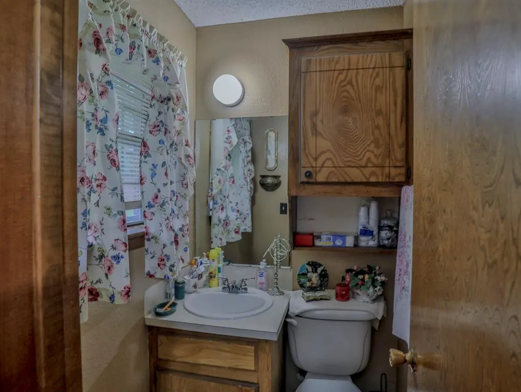 Photo 9 — 1805 Colorado Street, Idabel, OK 74745