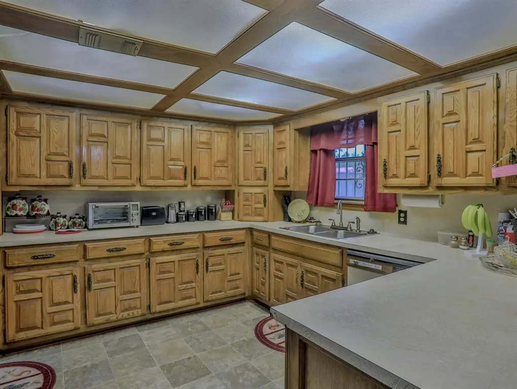 Photo 12 — 1805 Colorado Street, Idabel, OK 74745