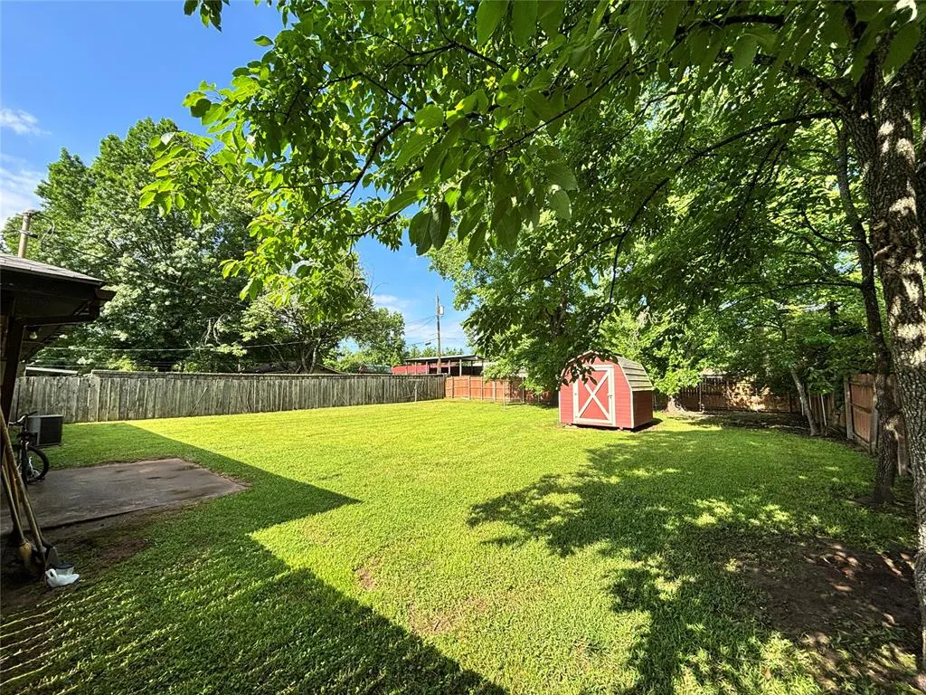 Photo 22 — 1805 Colorado Street, Idabel, OK 74745