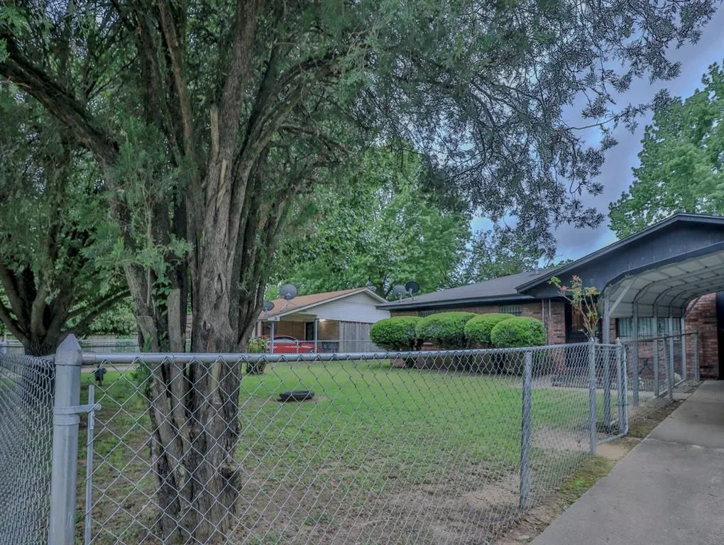 Photo 18 — 1805 Colorado Street, Idabel, OK 74745