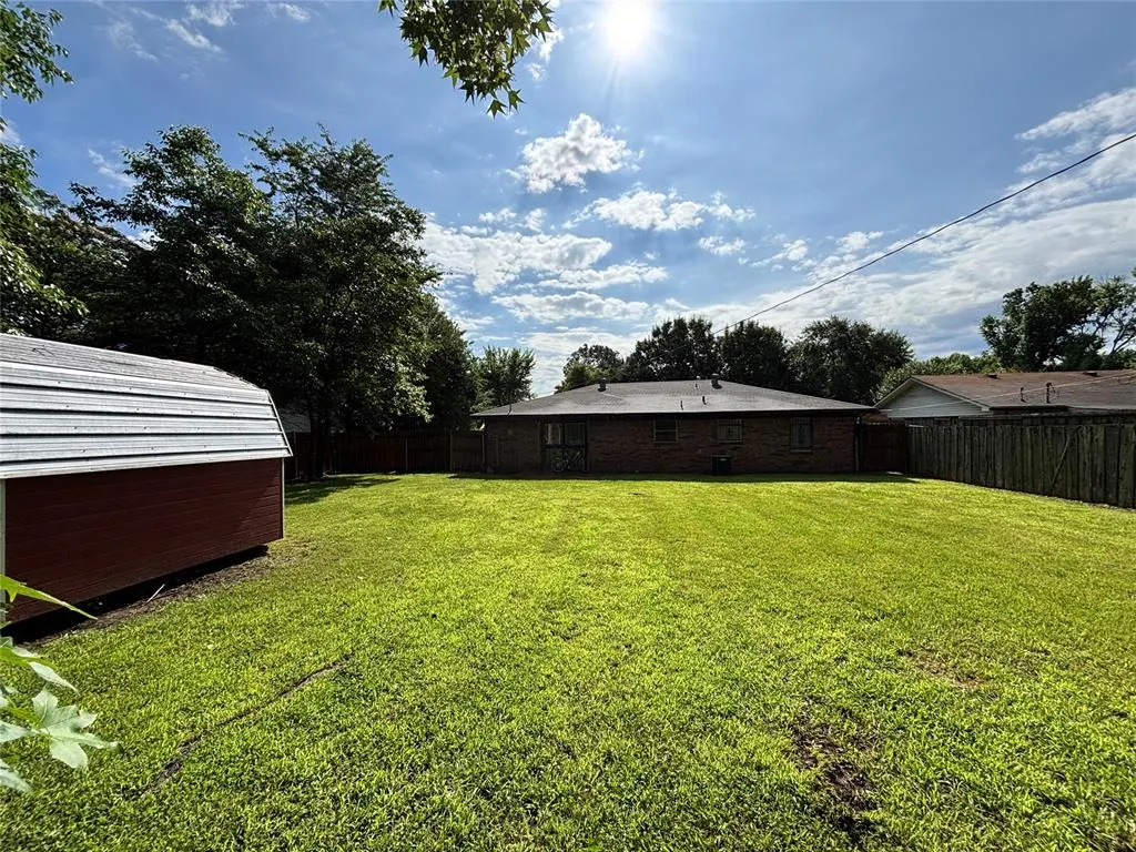 Photo 19 — 1805 Colorado Street, Idabel, OK 74745