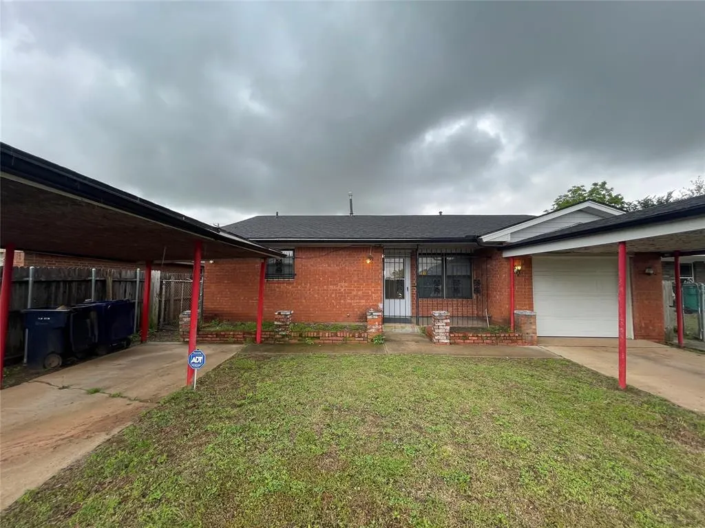 Photo 2 — 1540 NE 30th Street, Oklahoma City, OK 73111