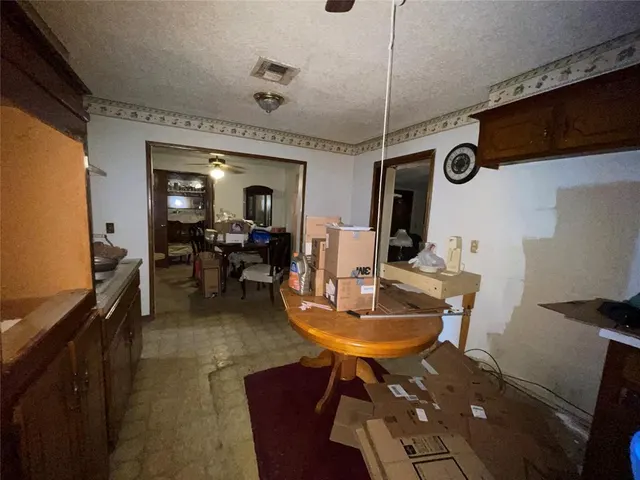 Photo 6 — 1540 NE 30th Street, Oklahoma City, OK 73111