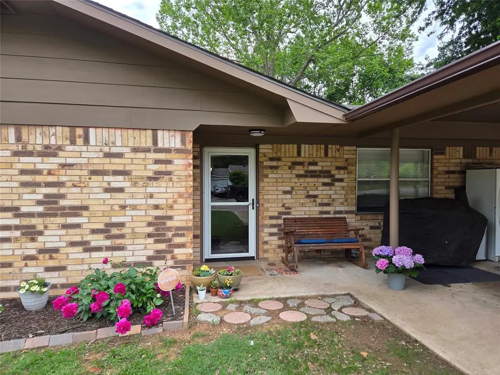 Photo 4 — 1331 Gross Drive, Maysville, OK 73057