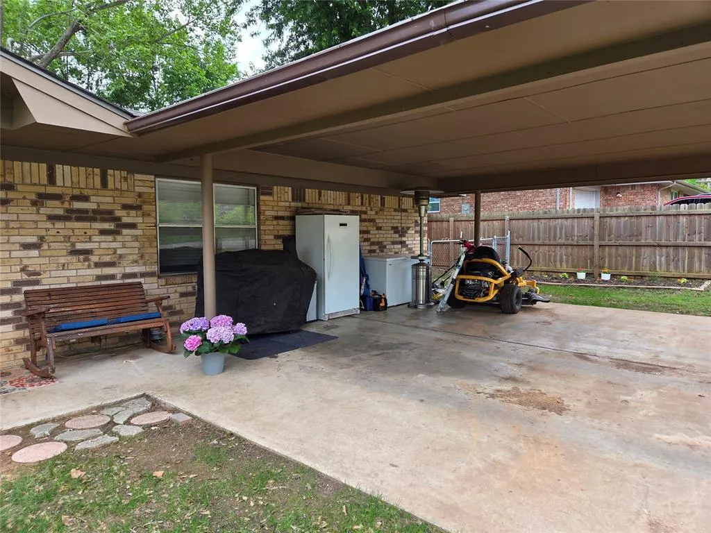 Photo 5 — 1331 Gross Drive, Maysville, OK 73057
