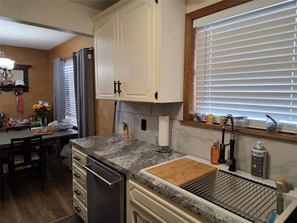 Photo 15 — 1331 Gross Drive, Maysville, OK 73057