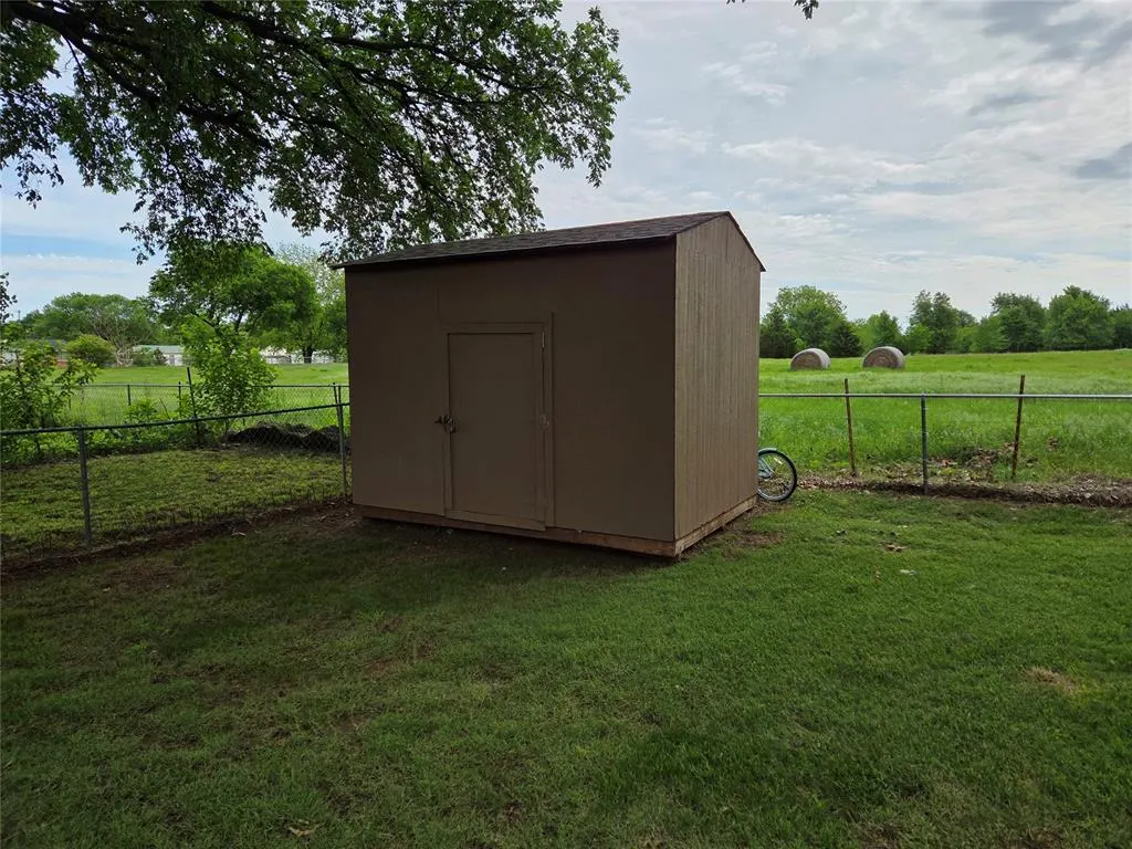 Photo 35 — 1331 Gross Drive, Maysville, OK 73057