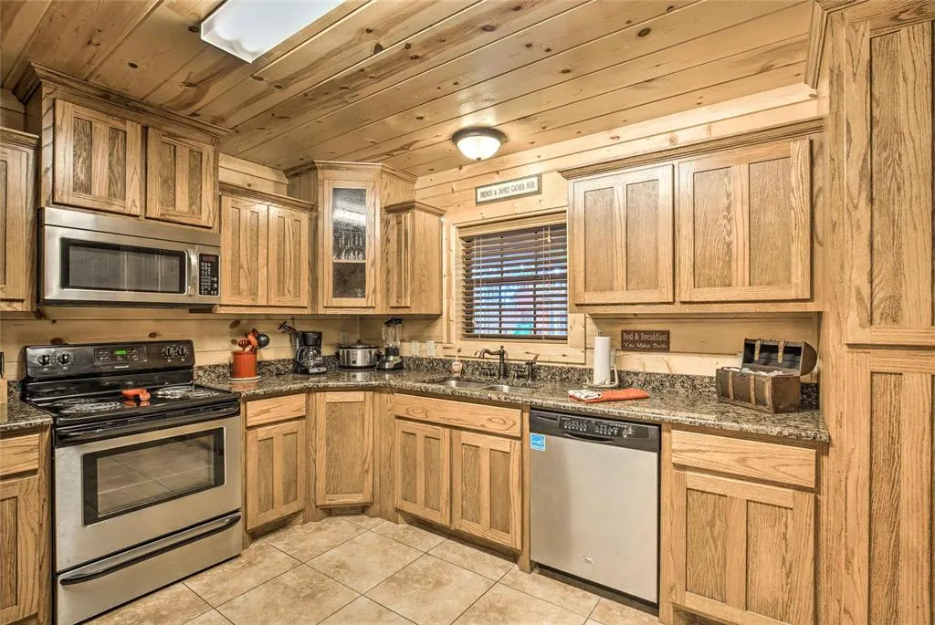 Photo 15 — 114 Willow Bend Road, Broken Bow, OK 74728