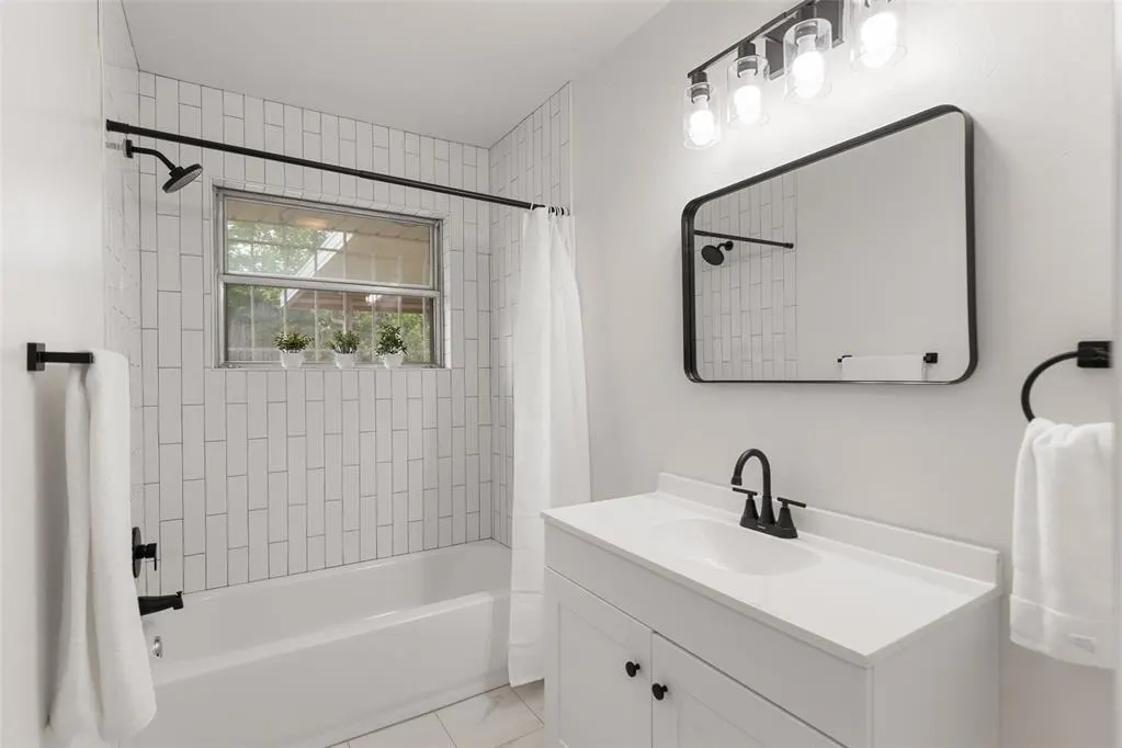 Photo 12 — 3601 N Terry Avenue, Oklahoma City, OK 73111