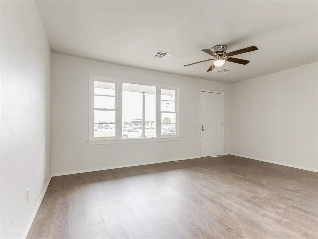Photo 21 — 2436 SW 53rd Street, Oklahoma City, OK 73119
