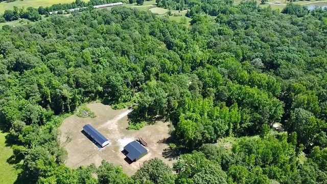 Photo 2 — 559 Poppy Road, Broken Bow, OK 74728