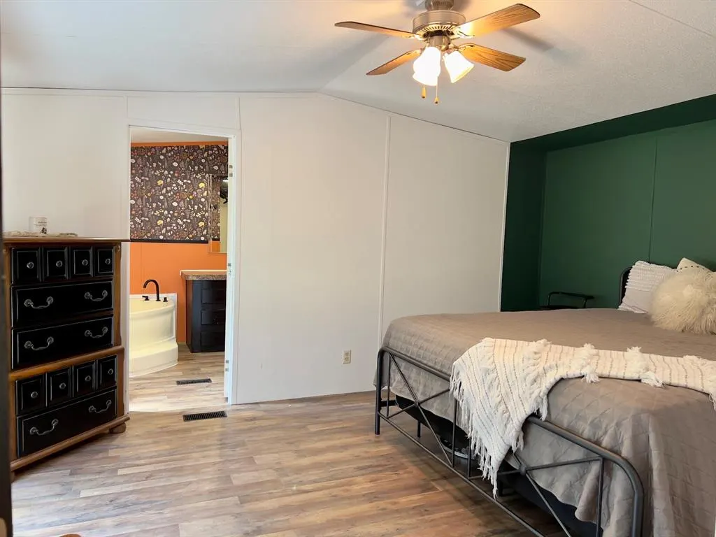 Photo 13 — 559 Poppy Road, Broken Bow, OK 74728