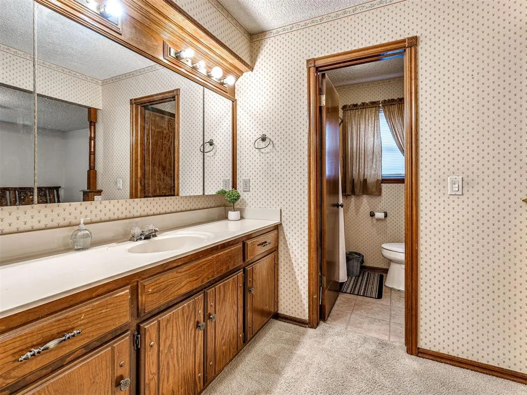 Photo 27 — 5620 Lanceshire Lane, Oklahoma City, OK 73135