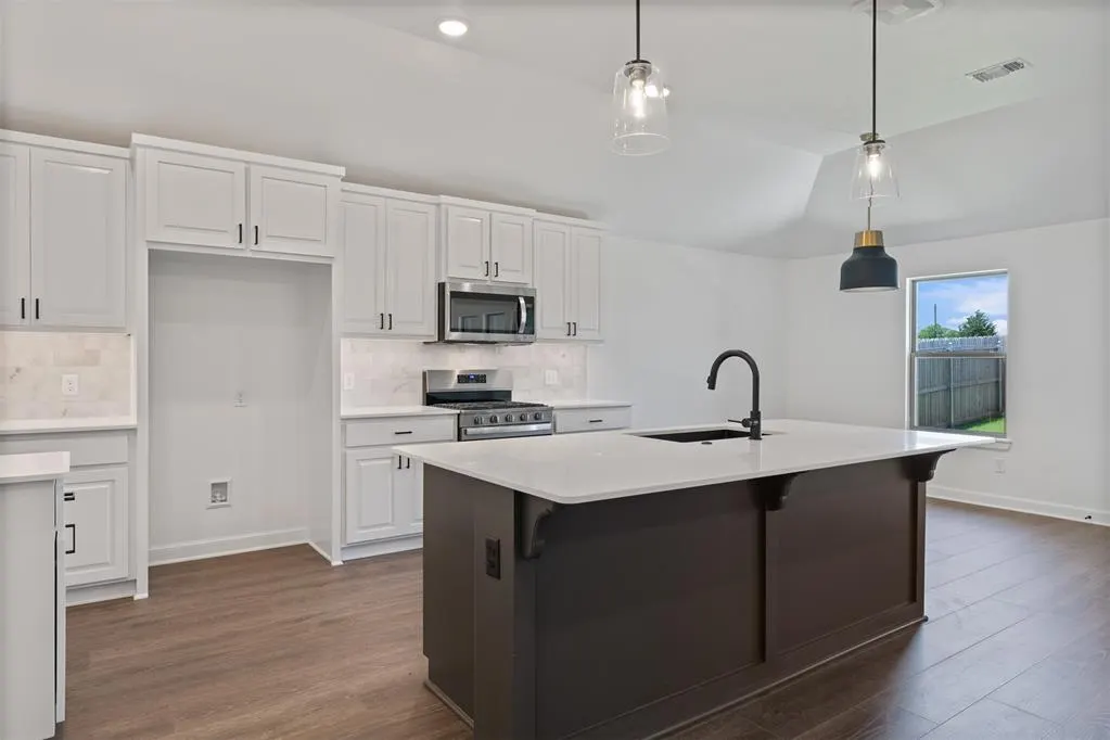 Photo 8 — 3618 Cassidy Drive, Norman, OK 73069