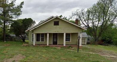 Front exterior — 1318 S 16th Street, Chickasha, OK 73018
