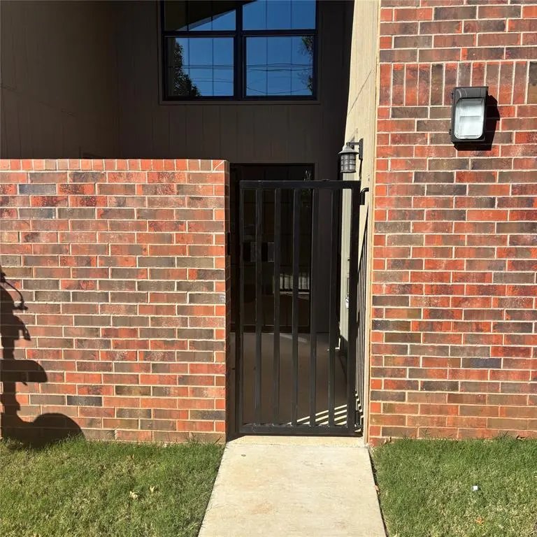 Photo 4 — 6500 N Grand Boulevard 130, Oklahoma City, OK 73116