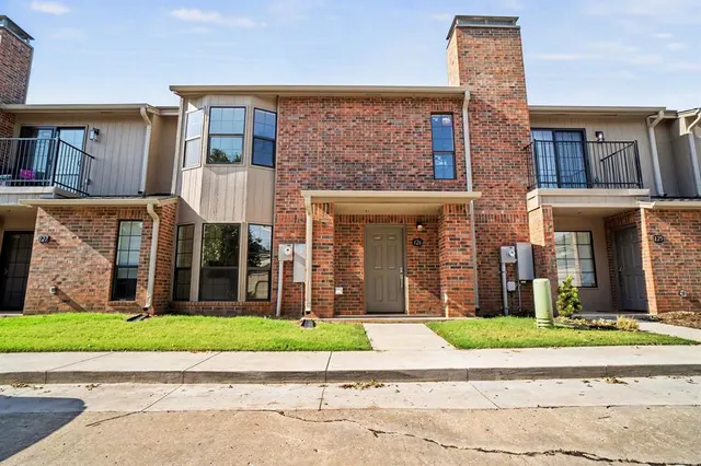Photo 2 — 6500 N Grand Boulevard 126, Oklahoma City, OK 73116