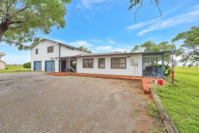 Photo 5 — 11747 N 2240 Road, Cordell, OK 73632