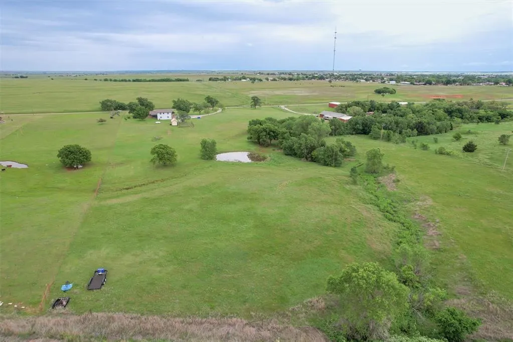 Photo 36 — 11747 N 2240 Road, Cordell, OK 73632
