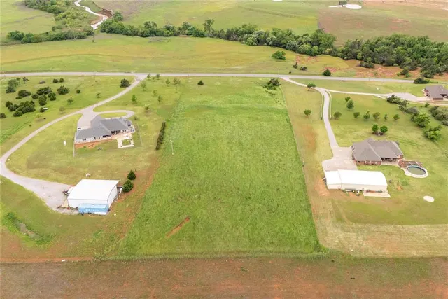 Photo 3 — N 2440 Road North, Weatherford, OK 73096