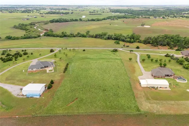 Photo 4 — N 2440 Road North, Weatherford, OK 73096