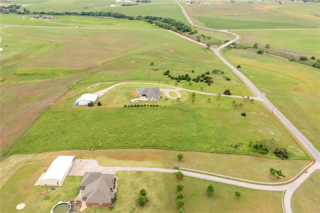 Photo 5 — N 2440 Road North, Weatherford, OK 73096