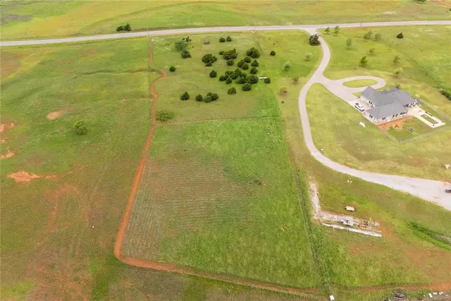 Photo 4 — N 2440 Road South, Weatherford, OK 73096