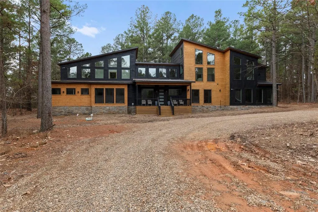 Photo 2 — 94 Smoke Tree Lane, Broken Bow, OK 74728