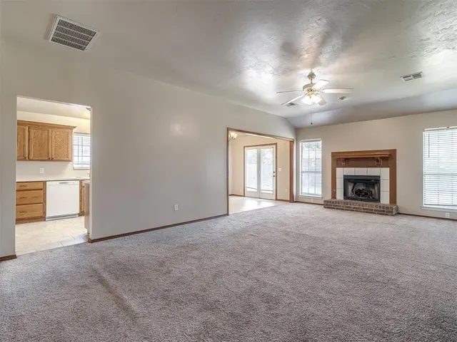 Photo 5 — 1225 Capitol Drive, Edmond, OK 73003