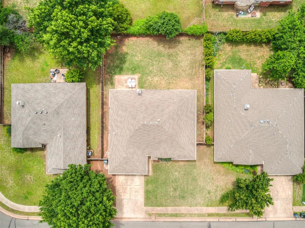 Photo 39 — 1225 Capitol Drive, Edmond, OK 73003