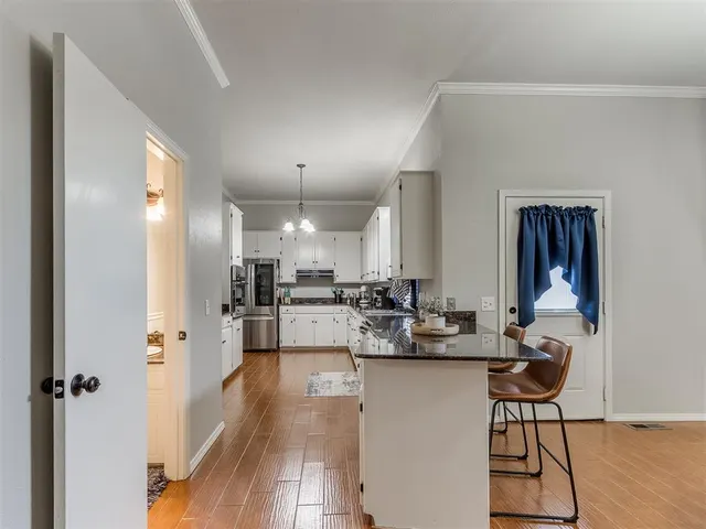 Photo 5 — 416 S Harrison Avenue, Blanchard, OK 73010