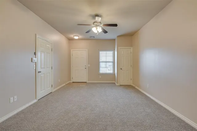 Photo 8 — 1020 SW 92nd Street, Oklahoma City, OK 73139