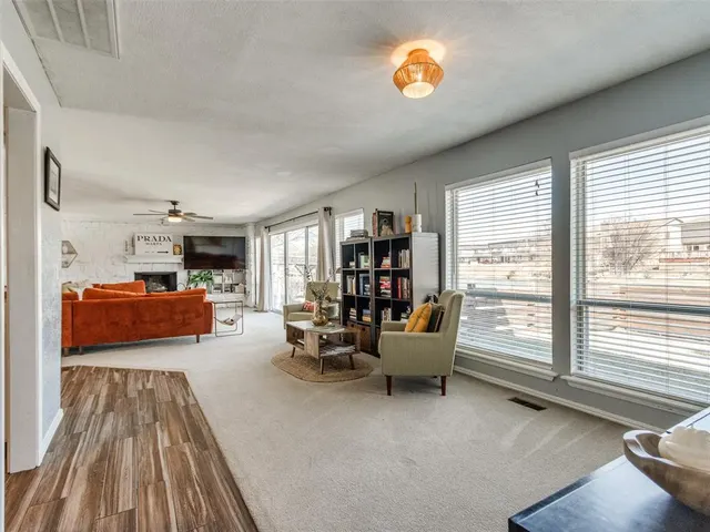 Photo 8 — 10716 Eastlake Circle, Oklahoma City, OK 73162