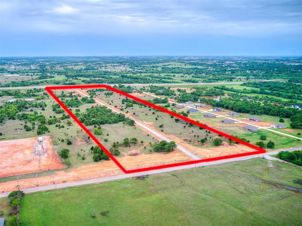 Photo 9 — 1201 Twin Oaks Dr, Blanchard, OK 73010