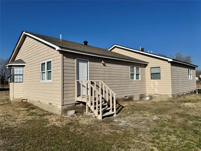 Photo 2 — 5908 Jericho Road, Spencer, OK 73084
