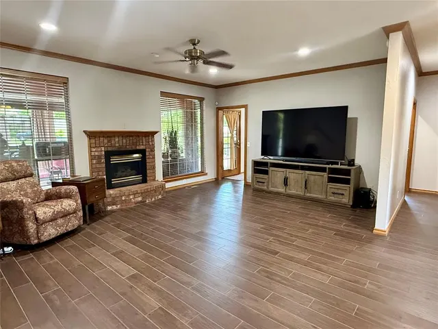 Photo 7 — 311 Red Fork, Clinton, OK 73601