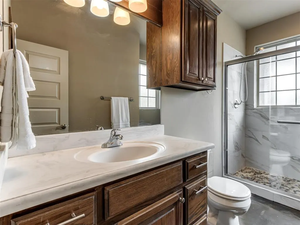 Photo 15 — 1701 NE 7th Street, Oklahoma City, OK 73117