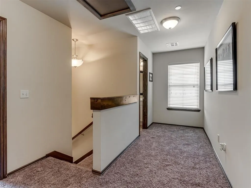 Photo 18 — 1701 NE 7th Street, Oklahoma City, OK 73117