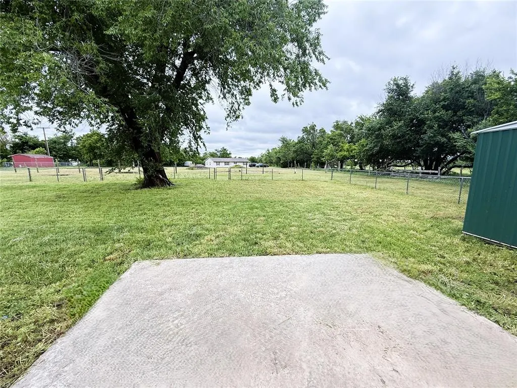 Photo 41 — 312 E 6th Street, Amber, OK 73004
