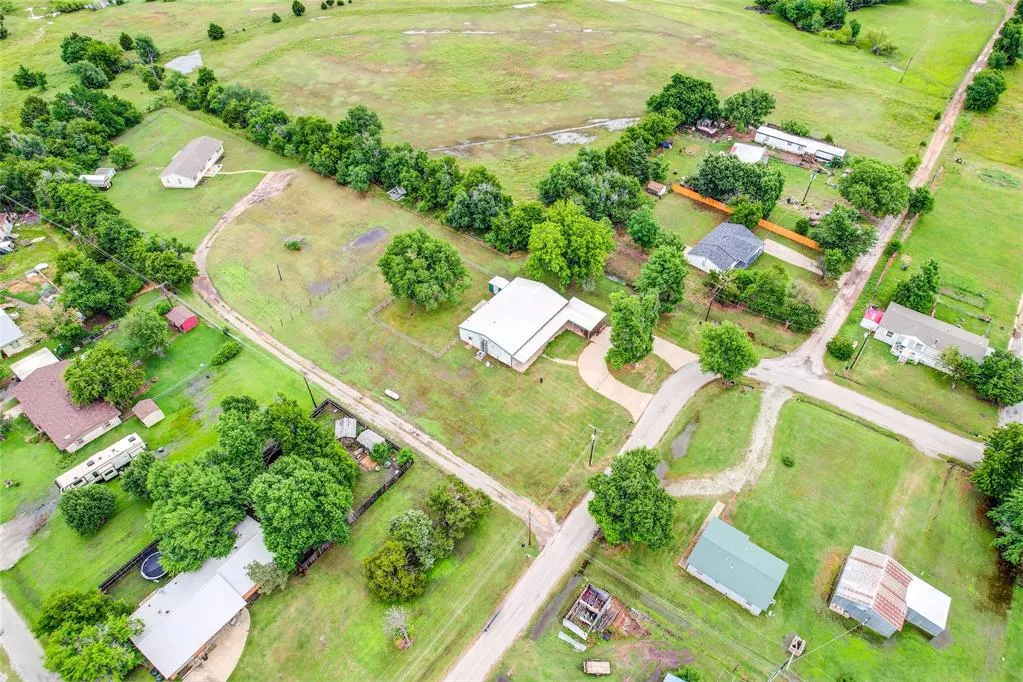 Photo 49 — 312 E 6th Street, Amber, OK 73004