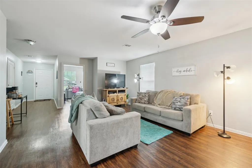 Photo 12 — 717 S Geronimo Lane, Pauls Valley, OK 73075