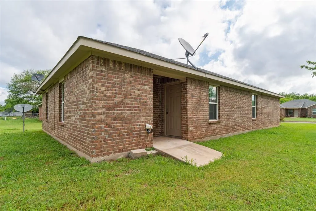 Photo 41 — 717 S Geronimo Lane, Pauls Valley, OK 73075