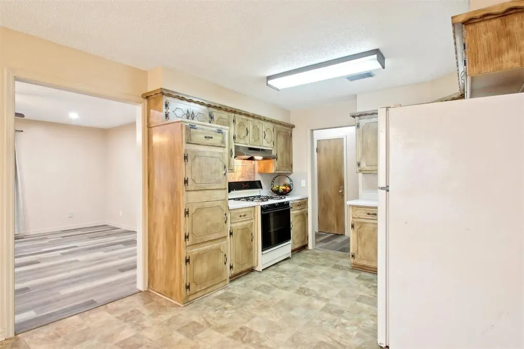 Photo 14 — 4917 NW 26th Street, Oklahoma City, OK 73127