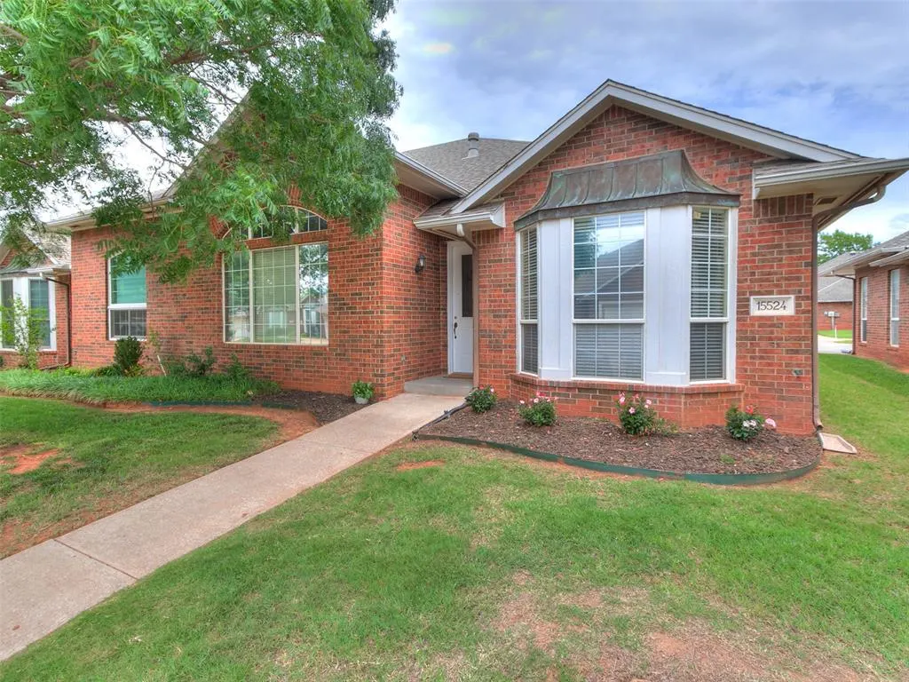 Photo 2 — 15524 Swallowtail Drive, Edmond, OK 73013