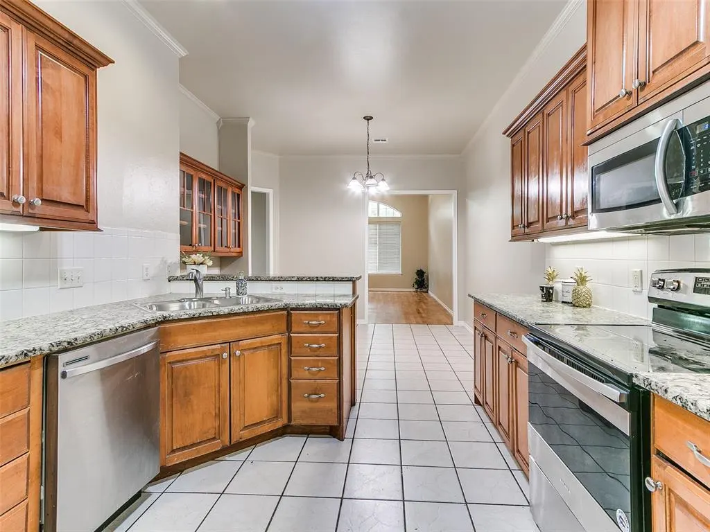 Photo 17 — 15524 Swallowtail Drive, Edmond, OK 73013