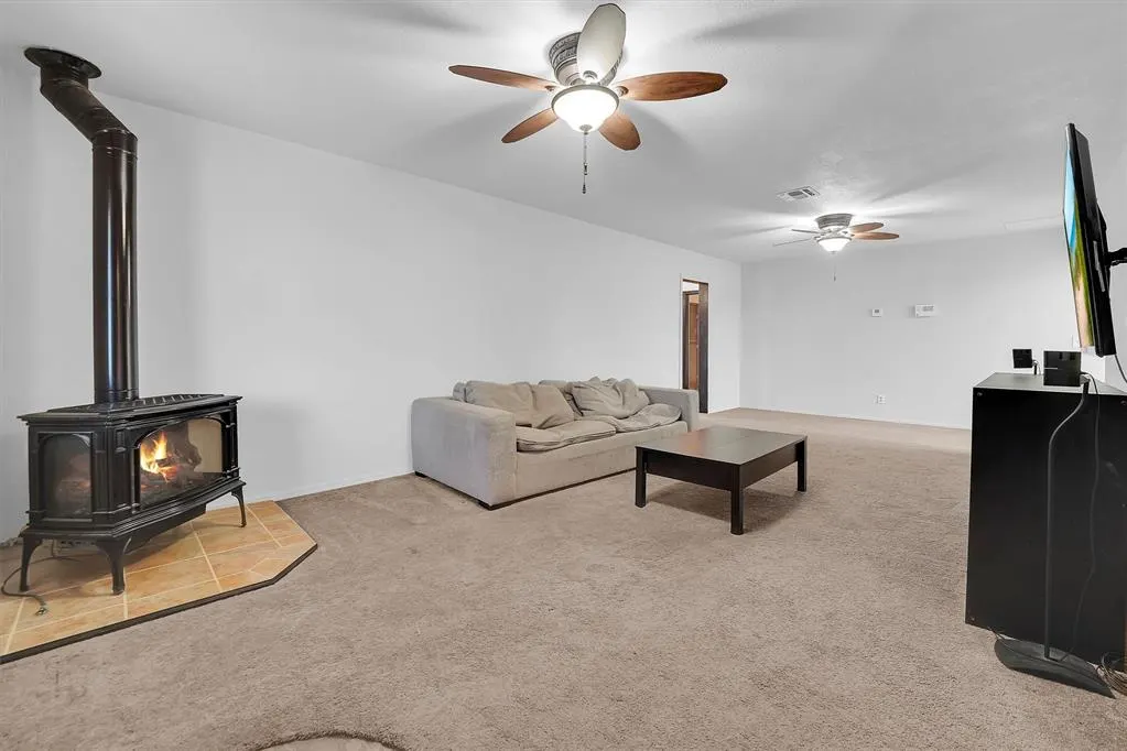 Photo 9 — 17458 E 1230 Road, Erick, OK 73645