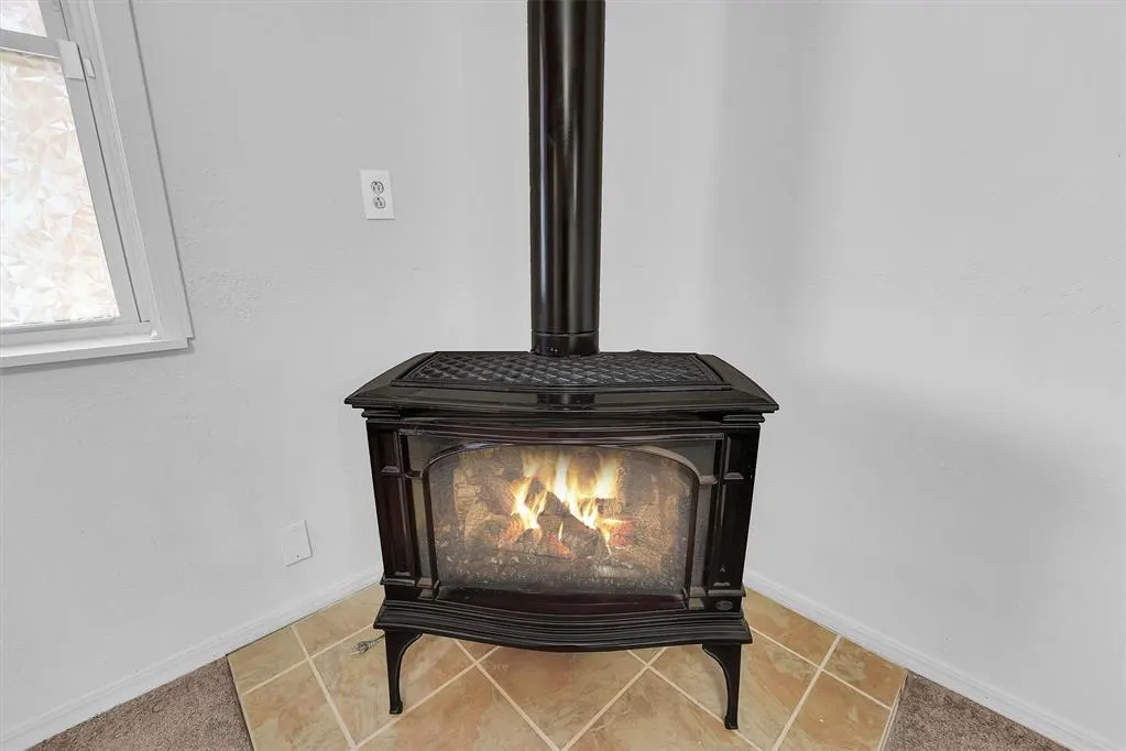 Photo 11 — 17458 E 1230 Road, Erick, OK 73645